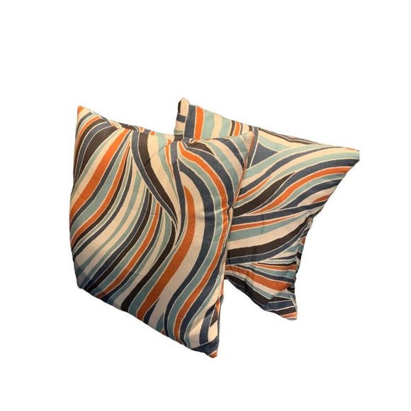 Set of 2 New Polyester Fill Zip Off Cover Throw Pillows Retro Swirl Print - Picture 1 of 8